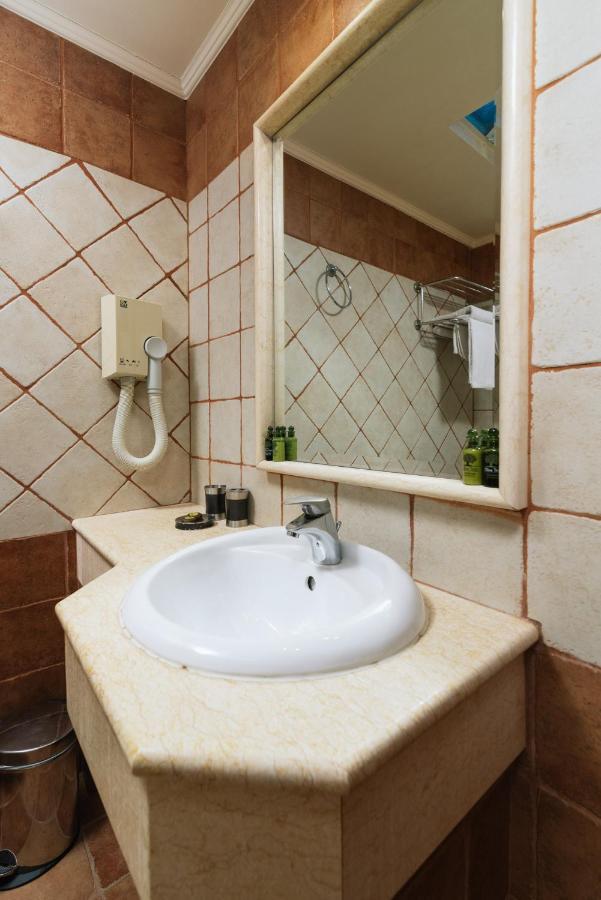 מלון Porto & 3*